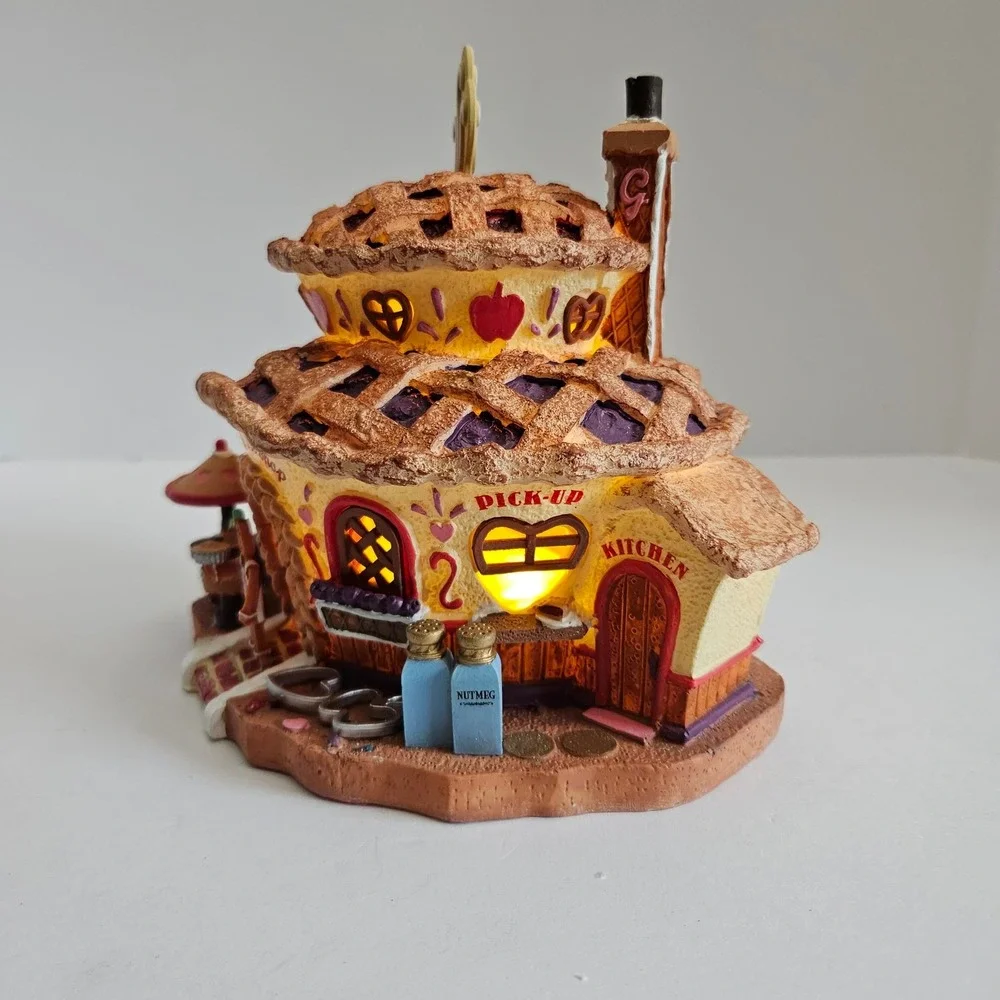 Lemax Gingers Pie Shop Christmas Village Sugar n Spice 25925 Lighted House